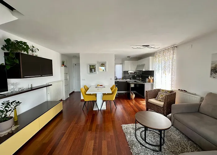 Διαμέρισμα Queen